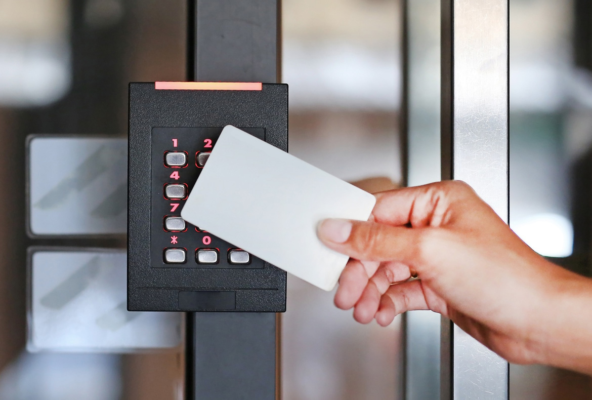 Kartlı Geçiş Sistemleri